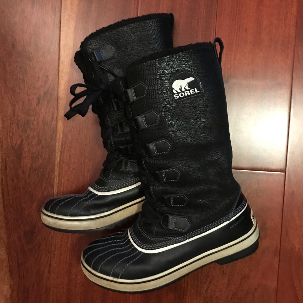 Sorel black winter boots